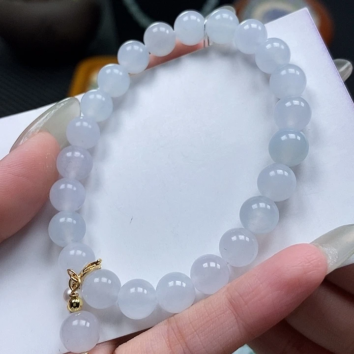 翡翠挂件未镶嵌珠链