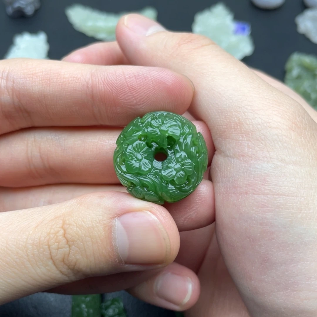 【闪购商品】和田玉颈饰未镶嵌呵***呵