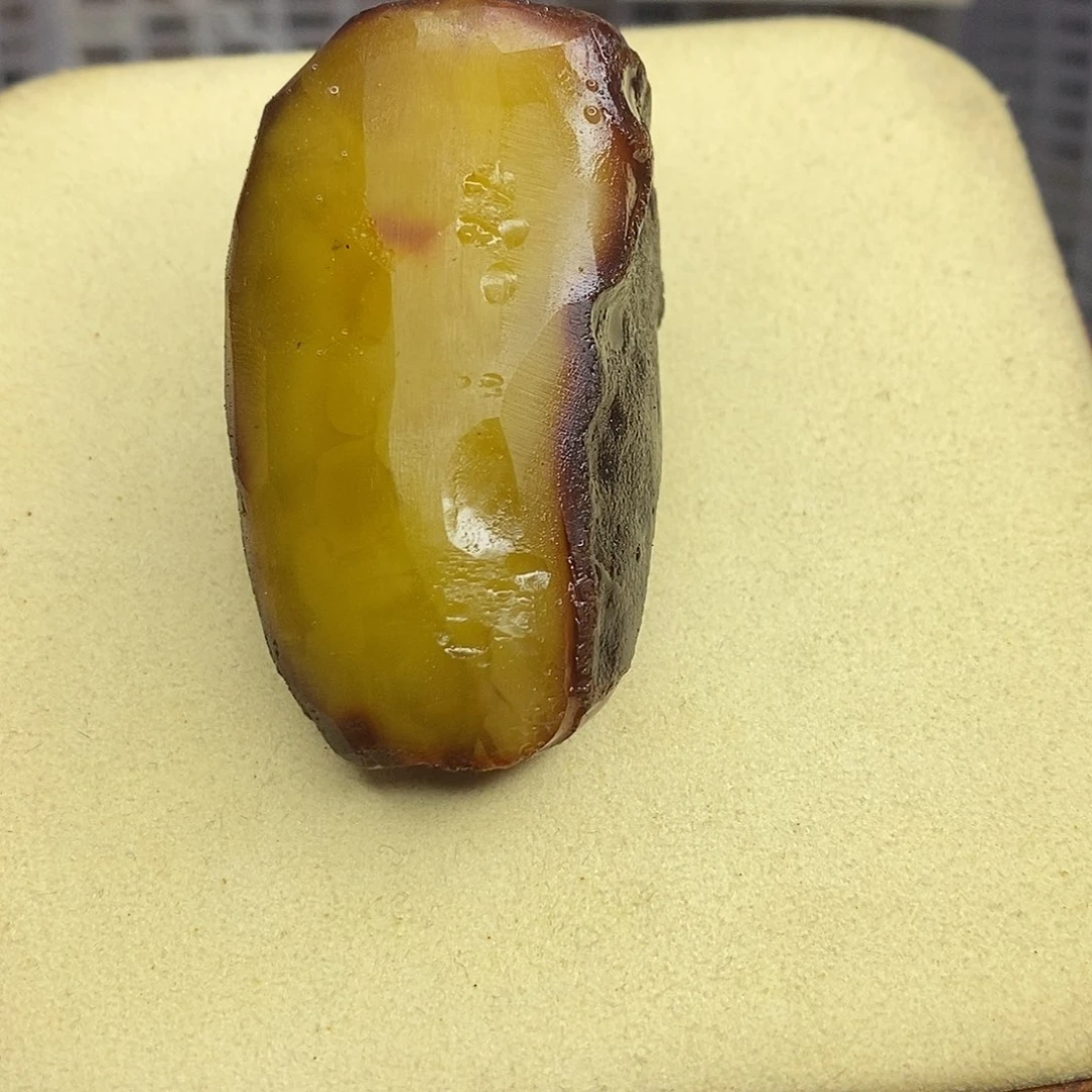 定制蜜蜡未镶嵌梨