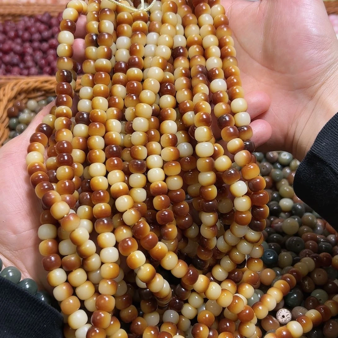 白玉菩提吊坠卡11炭烤玉米桶珠114颗一条