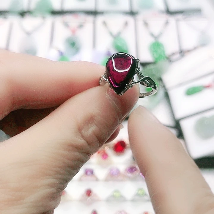 石榴石戒指银S925镶嵌天然石榴石戒指s925银镶嵌