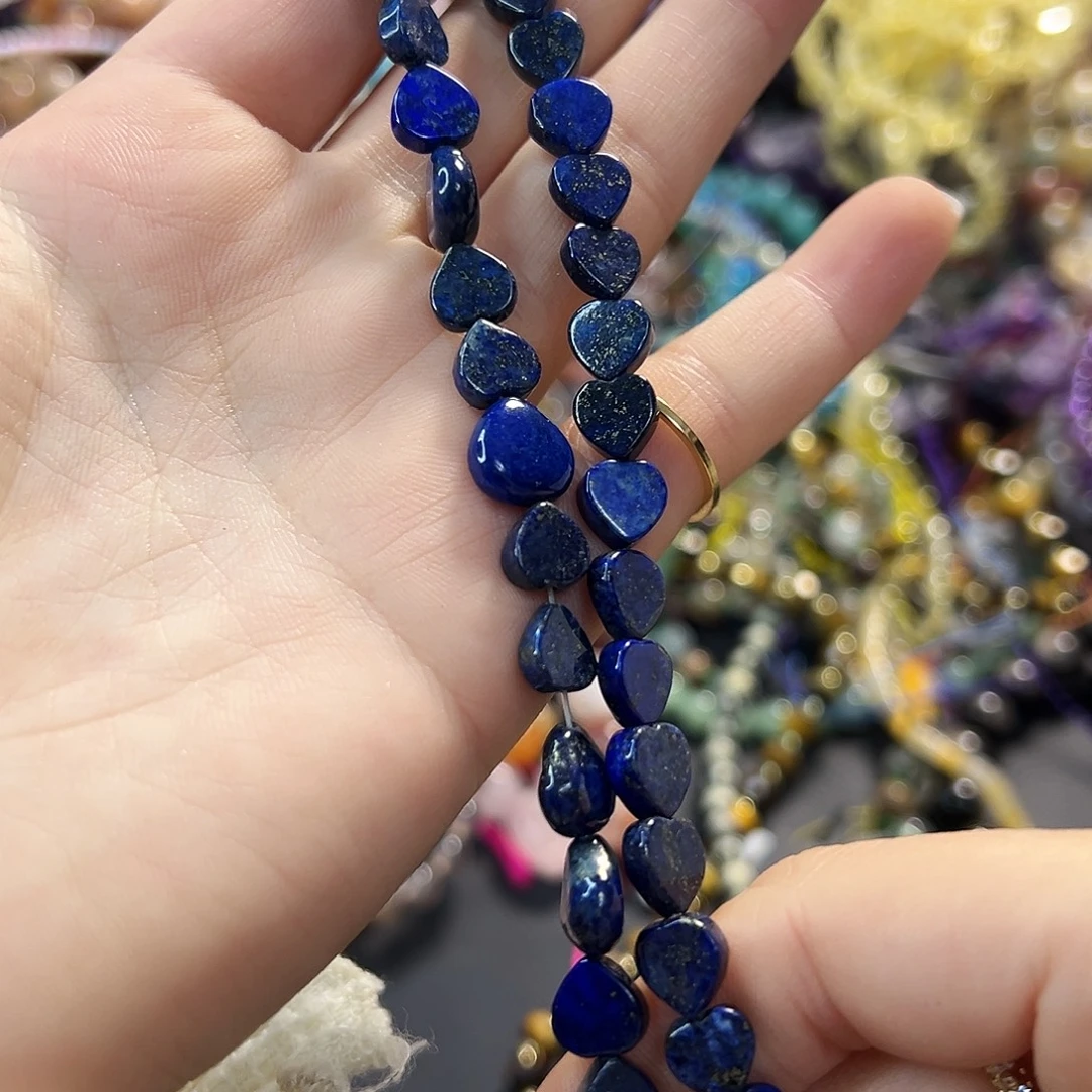 玛瑙/玉髓合金珠宝半成品卡8天然青金爱心。一条