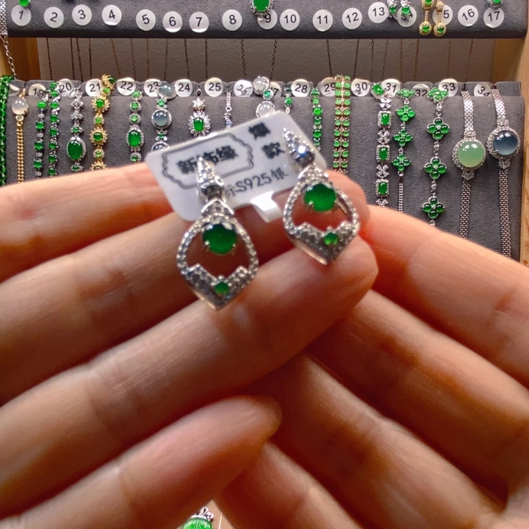 颈饰银S925镶嵌翡翠翡翠耳钉