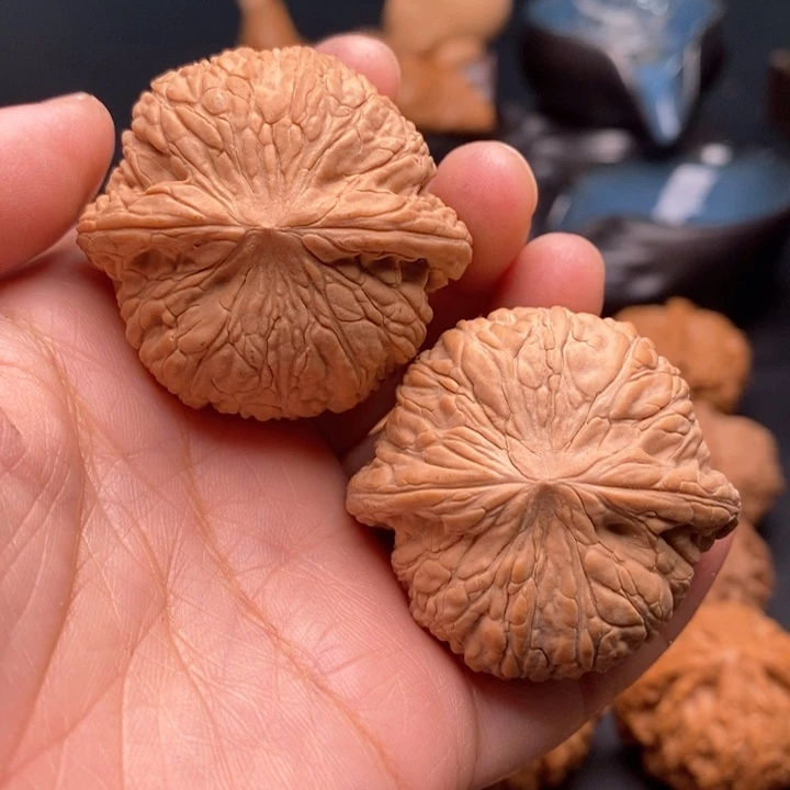 把件文玩核桃泥鳅背43尺