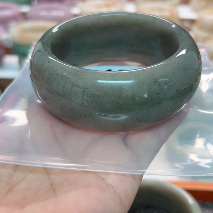 石英质玉手镯合金燕**?