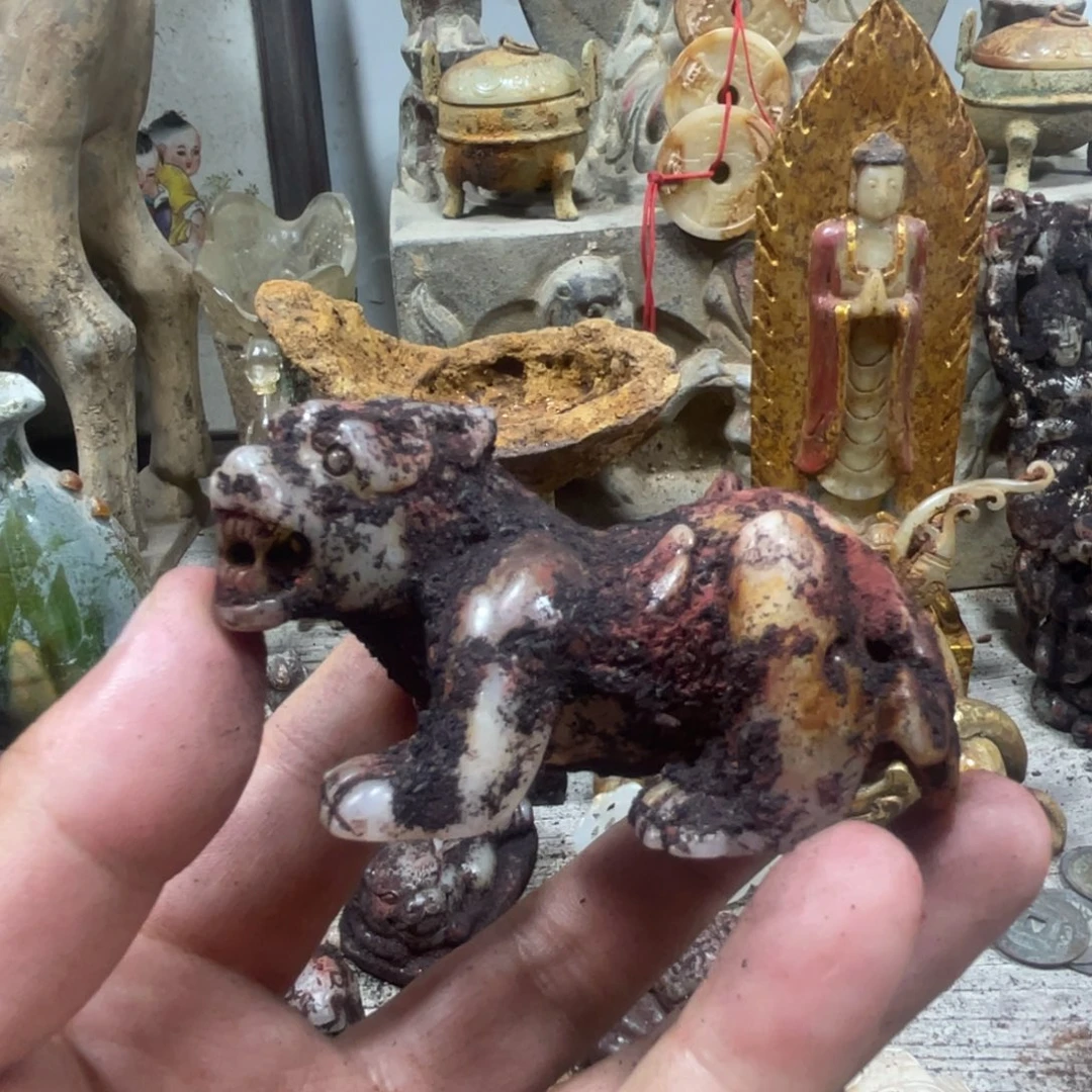 七***光和田玉（糖玉）未镶嵌颈饰