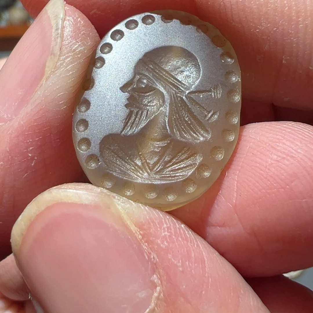 玛瑙/玉髓颈饰未镶嵌