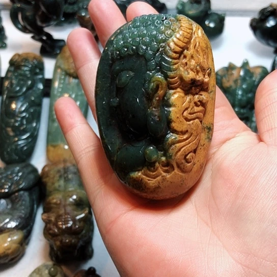 岫岩河磨玉（透闪石质玉）把件未镶嵌丹**券