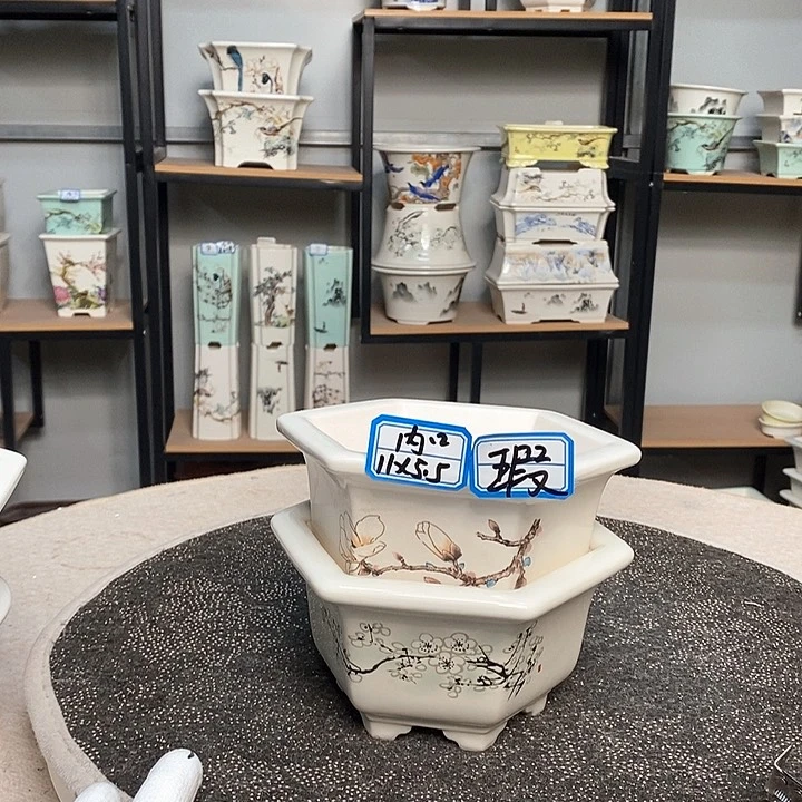 紫砂的花盆很漂亮25