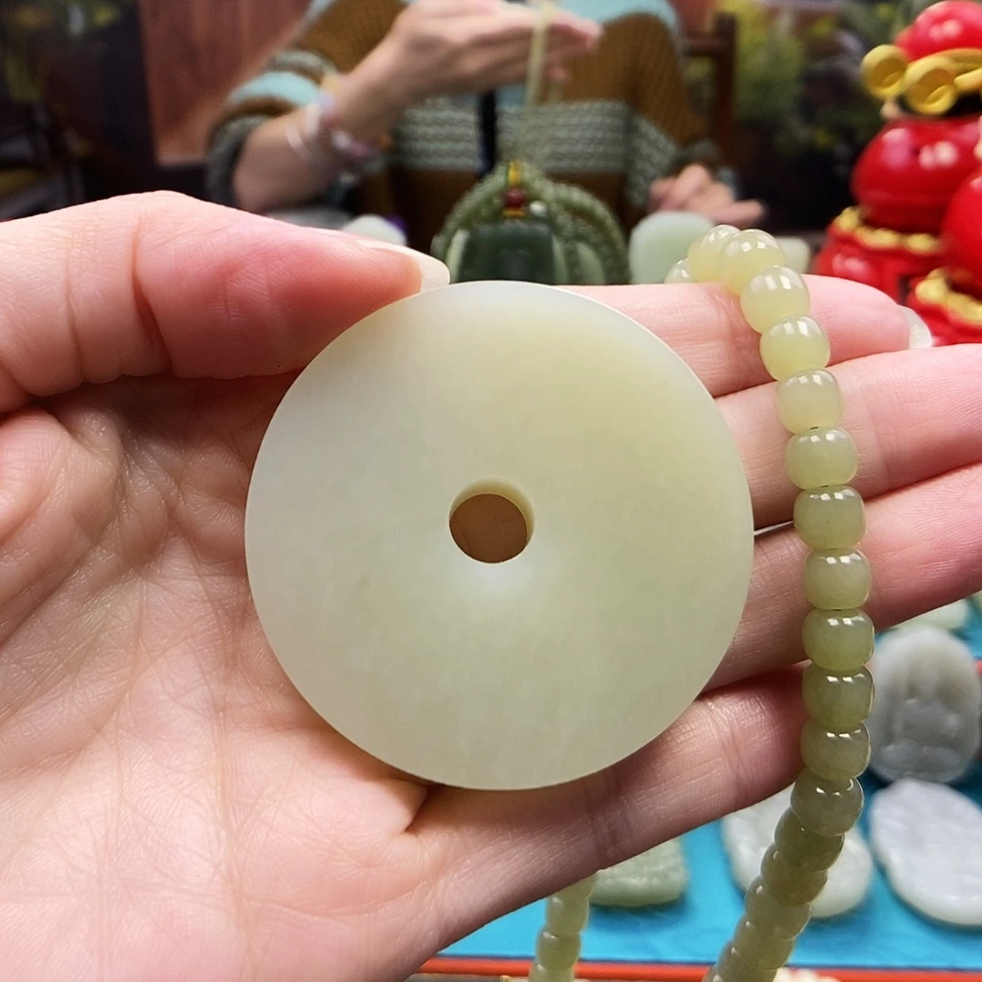 和田玉未镶嵌颈饰002平安扣吊坠