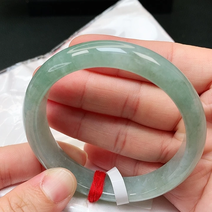 翡翠手镯未镶嵌，，，，，，