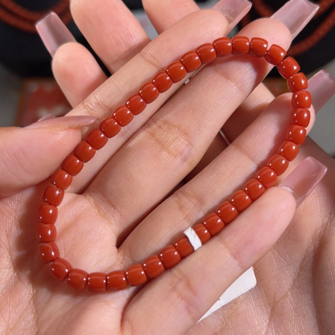 南红玛瑙未镶嵌直切手串 4.8mm