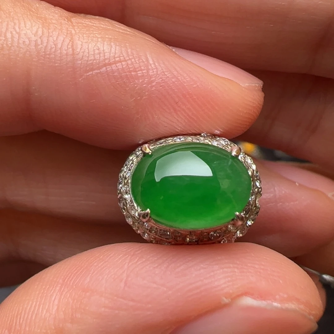 定制翡翠未镶嵌翡翠