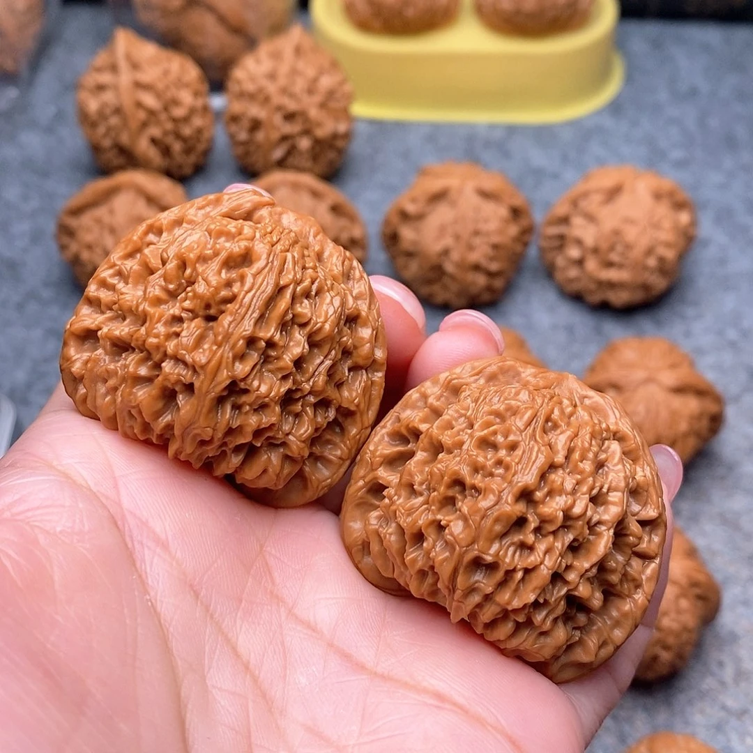 文玩核桃把件晃**悠精品南疆石42全品