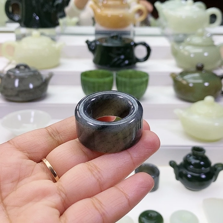 未镶嵌和田玉挂件扳指