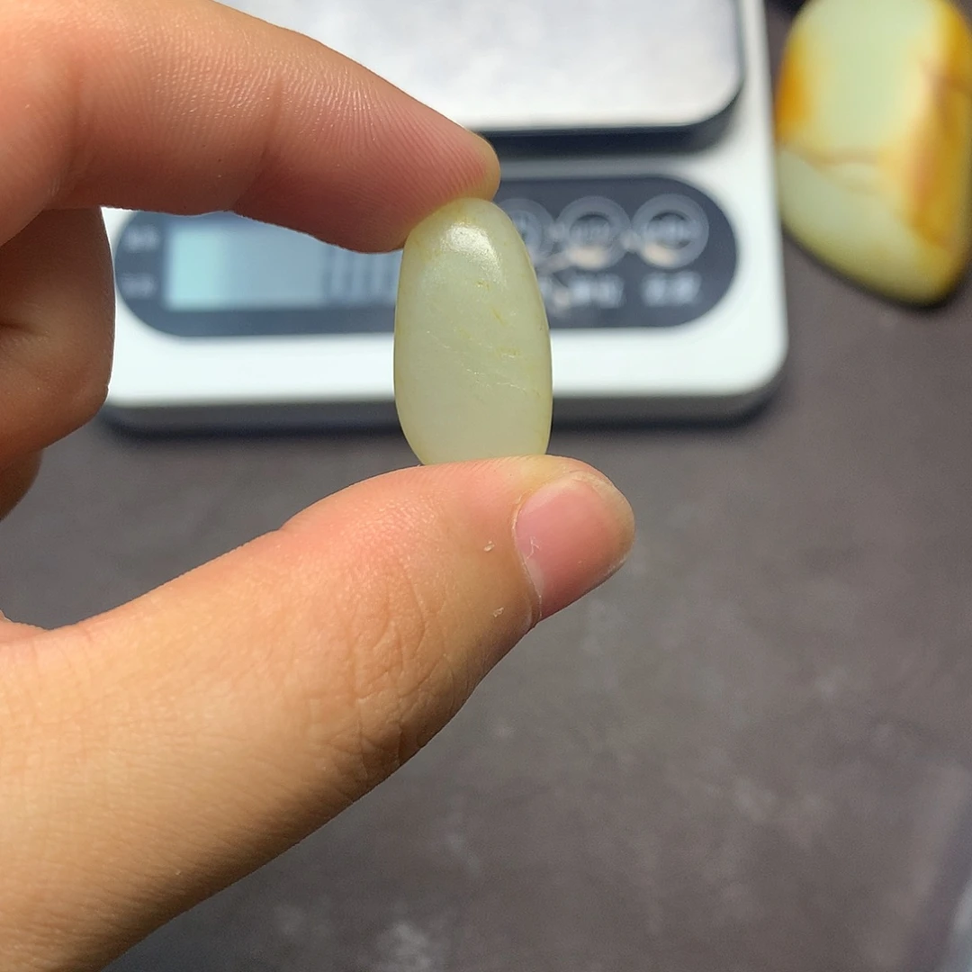 和田玉（糖玉）未镶嵌挂件