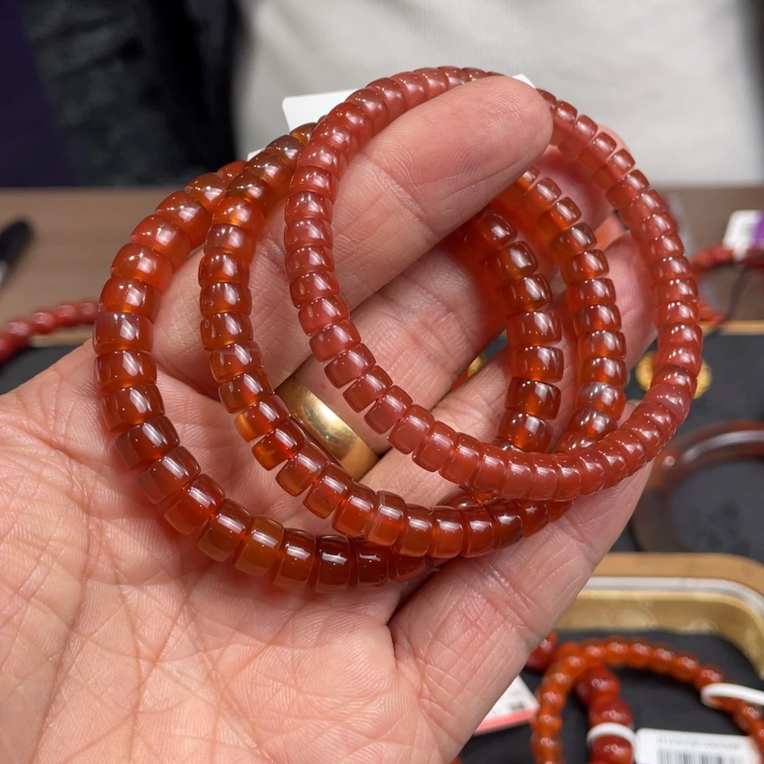 南红玛瑙未镶嵌拍下发其中一条