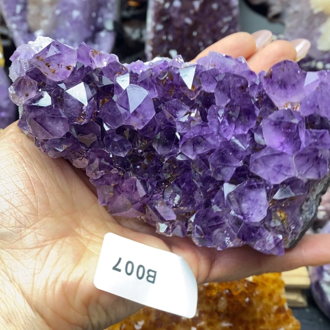 未镶嵌水晶大型摆件（非配饰）