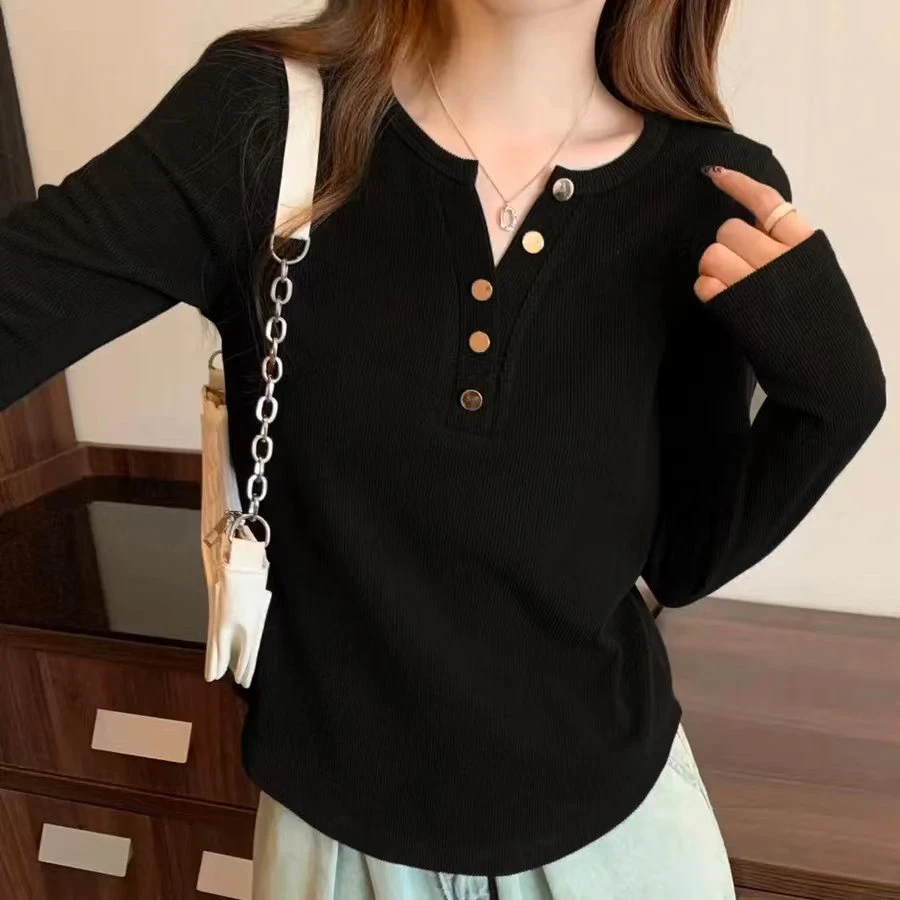 胖MM长袖大码显瘦宽松百搭上衣秋季新款小众设计感韩版v领纽扣T恤