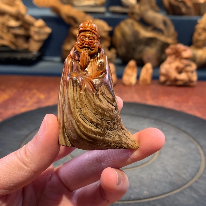 柏木（崖柏）根雕摆件