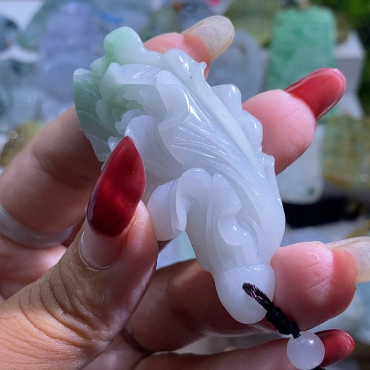 【闪购商品】翡翠挂件未镶嵌菜