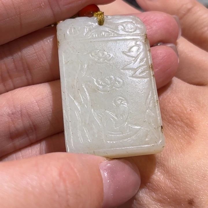 和田玉挂件未镶嵌清****车