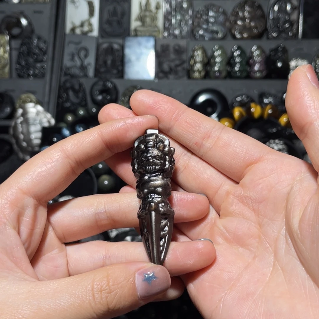 ***黑曜岩未镶嵌珠宝奇石