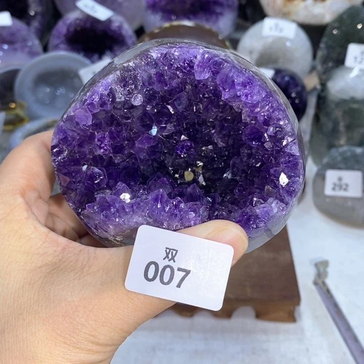 未镶嵌水晶大型摆件（非配饰）