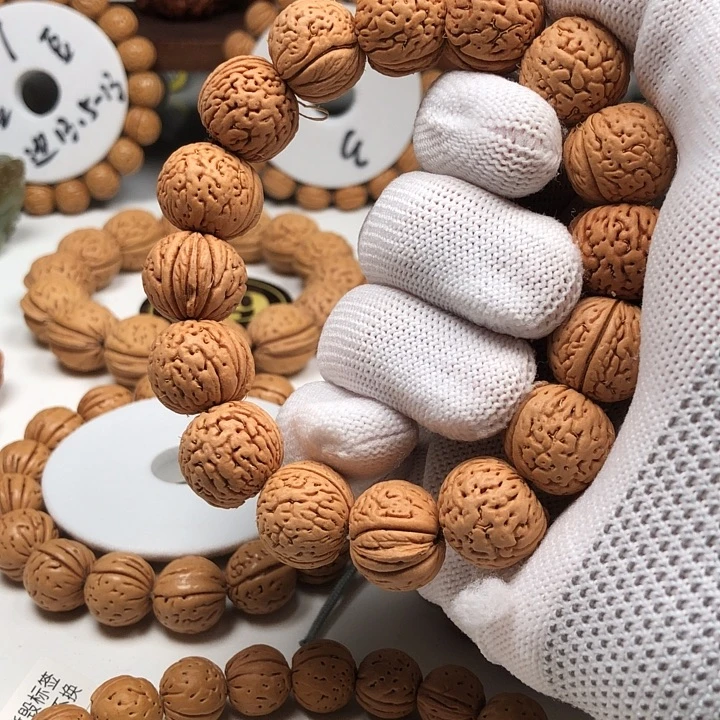 ****满手串桃核福利77777777