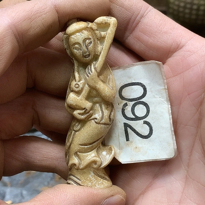 未镶嵌和田玉挂件