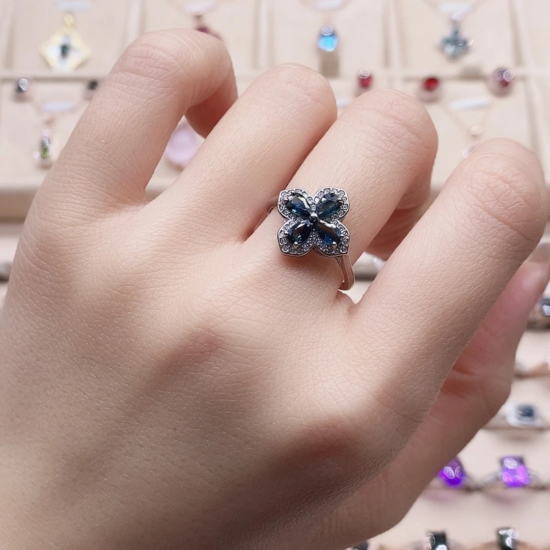 蓝宝石银S925镶嵌戒指戒指