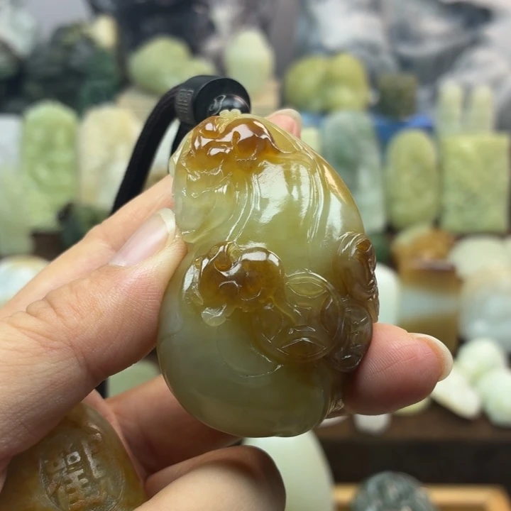 家***_和田玉未镶嵌颈饰