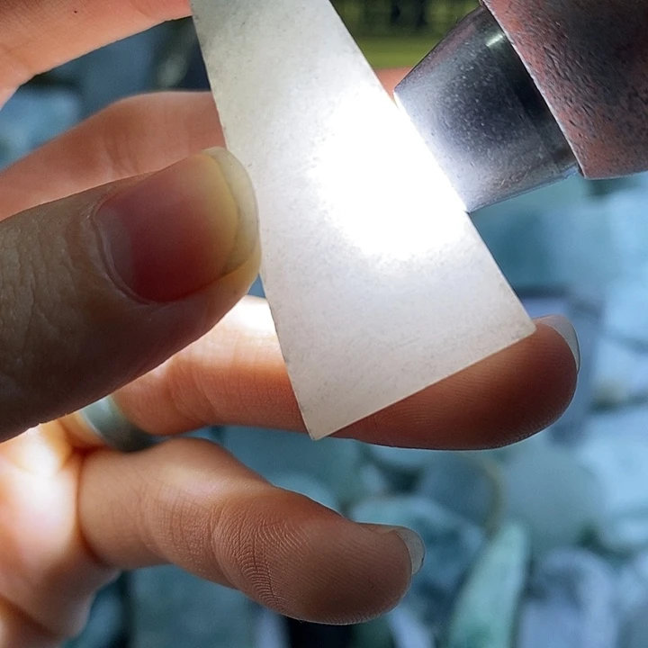 翡翠裸石纯天然翡翠