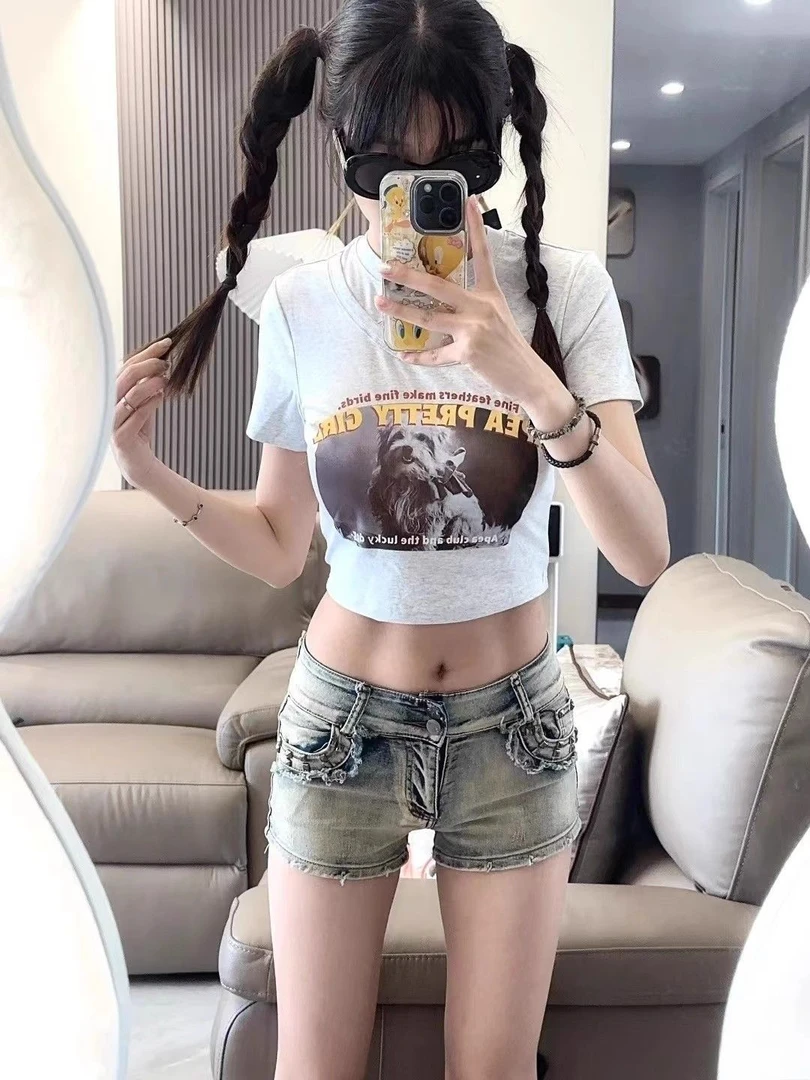 美式复古辣妹铆钉低腰牛仔超短裤女2025夏季弹力修身性感直筒热裤