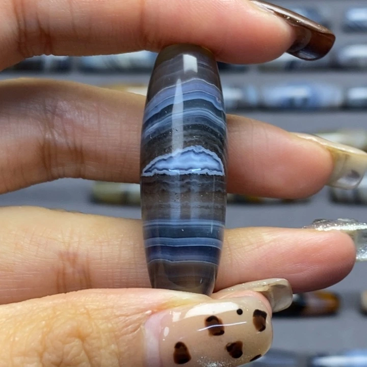玛瑙/玉髓合金藏风蓝沁海浪花