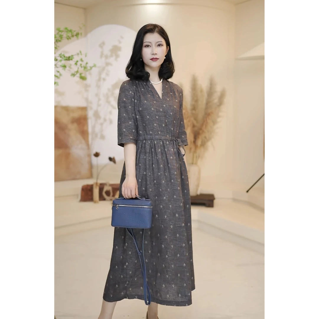 时尚显瘦气质夏季宽松碎花印花复古法式减龄连衣裙2025年新款优雅