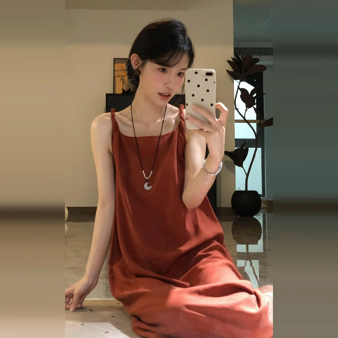 海边度假穿搭红色吊带连衣裙子女装夏季新款长裙今年流行爆款4686