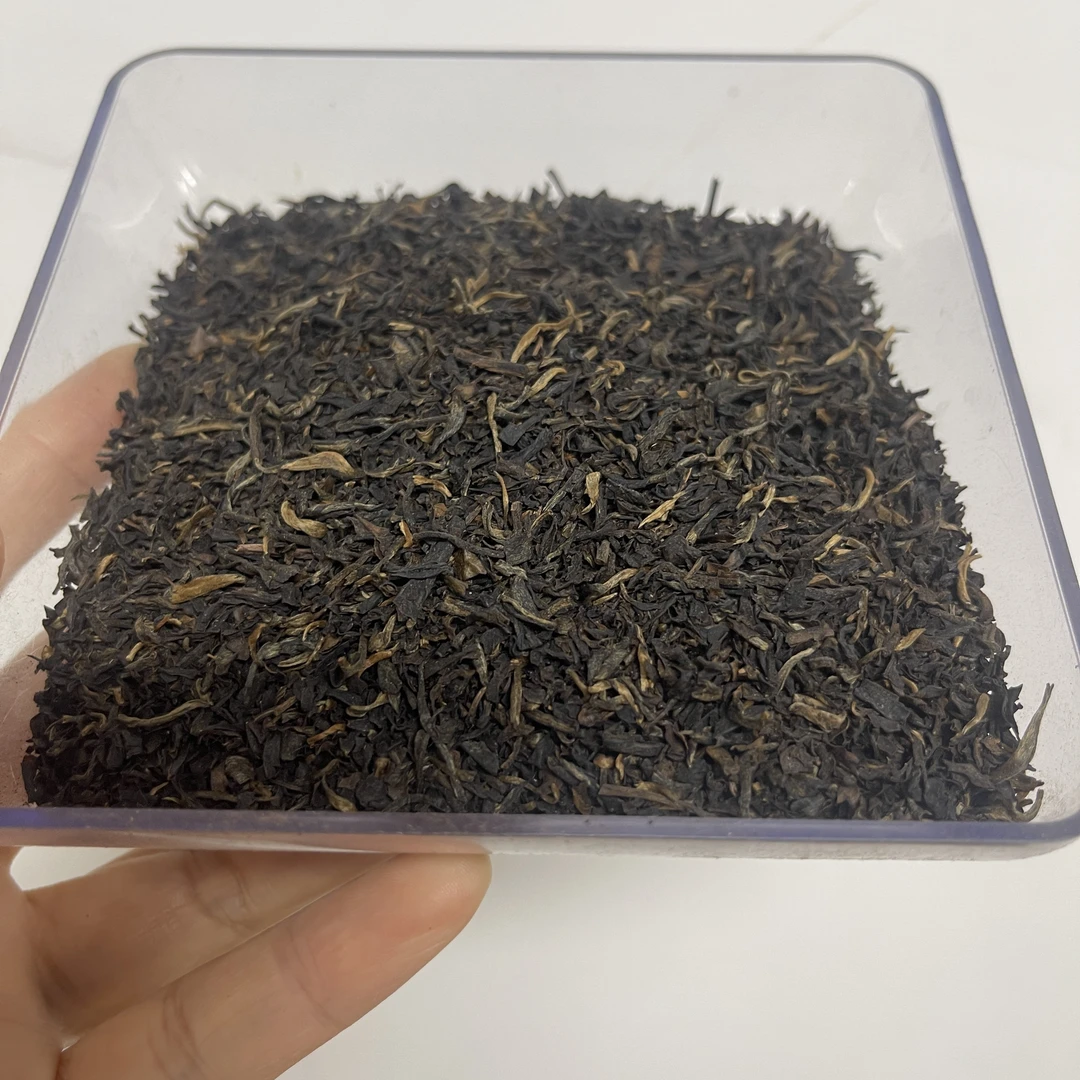 2003金XX碎末    生茶  500克/份 以实物为主