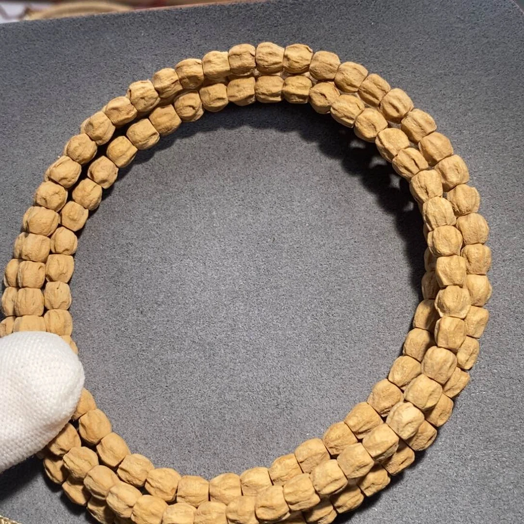 柏香籽/百香籽吊坠D**z龙脊莲花