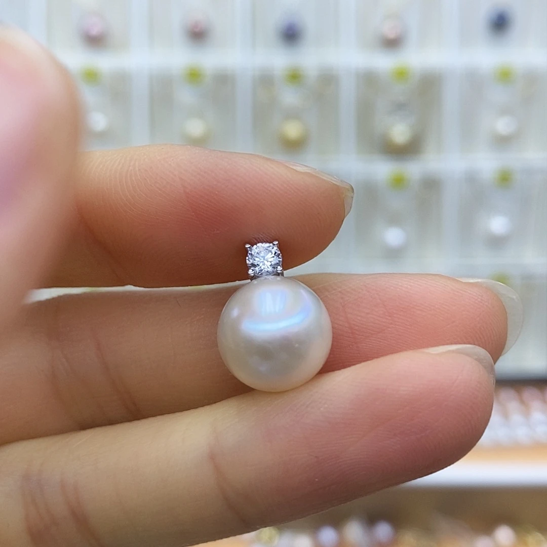 银S925镶嵌淡水珍珠吊坠(赠链)