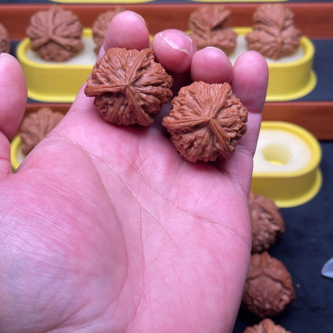 手串/手链核桃白狮子三棱35