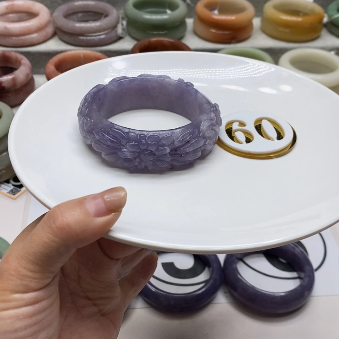 石英质玉未镶嵌手镯