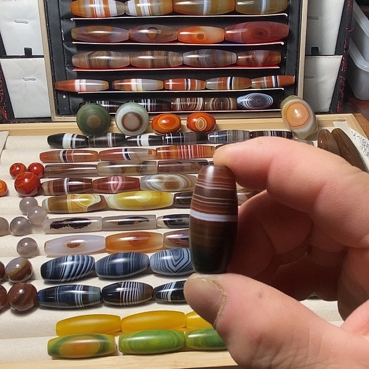 玛瑙/玉髓合金颈饰