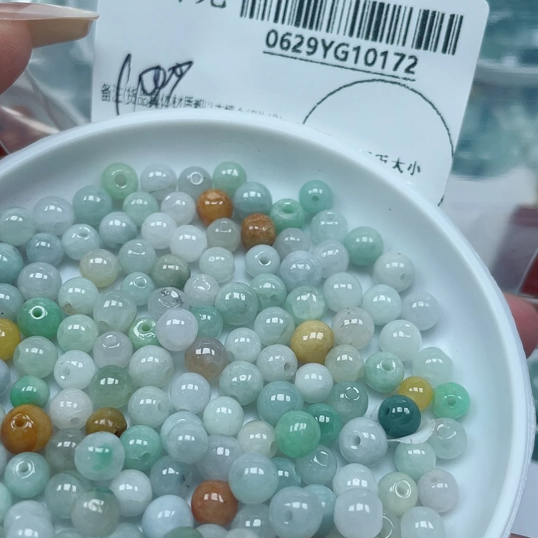 翡翠未镶嵌吊坠(不含链)多样性