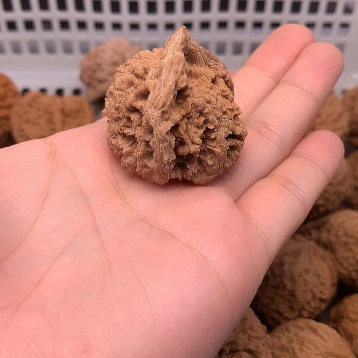 青***质文玩核桃吊坠文玩核桃