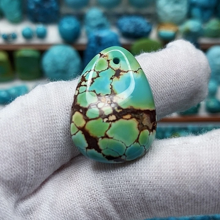 绿松石未镶嵌天然原矿 地大质检