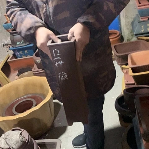 紫砂花盆手工制作