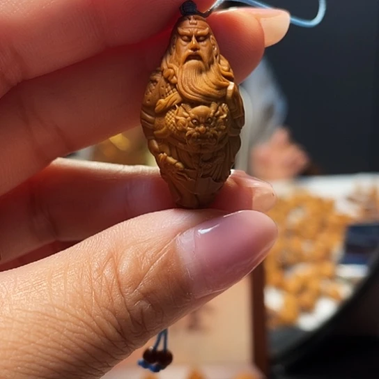 橄榄核是由橄榄油