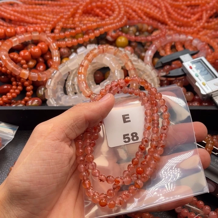 南红玛瑙未镶嵌多样性发货默认微瑕称重5mm