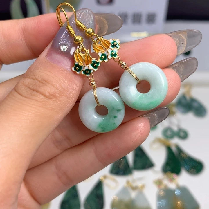 翡翠未镶嵌耳饰耳饰